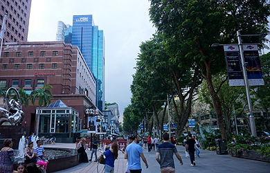 Orchard Road - die Einkaufsmeile Singapurs / Foto: J. Rollfinke 