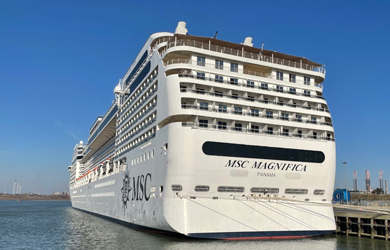 MSC Magnnifica